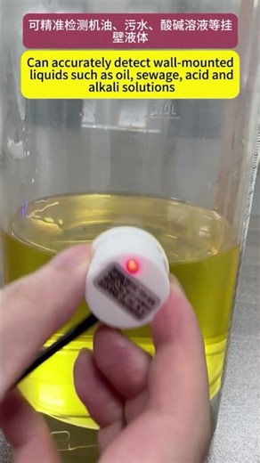 External sensor for detecting water level in bucket containers