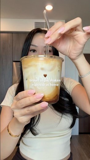 Easiest Starbucks Brown Sugar Shaken Espresso Recipe at home 🤎☕️ #viralrecipe #starbucksrecipe