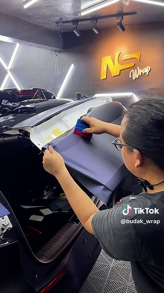 Proton e.MAS Full Body Wrap in Matte Black Blue