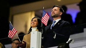 Onrust tijdens openingsceremonie: fluitconcert en boegeroep voor Amerikaans vicepresident JD Vance | Sporza
