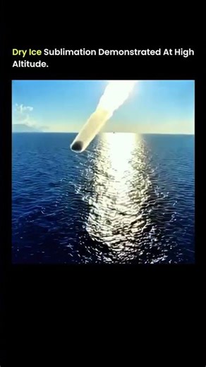 he clip shows dry ice undergoing sublimation 🤯🤯☠️