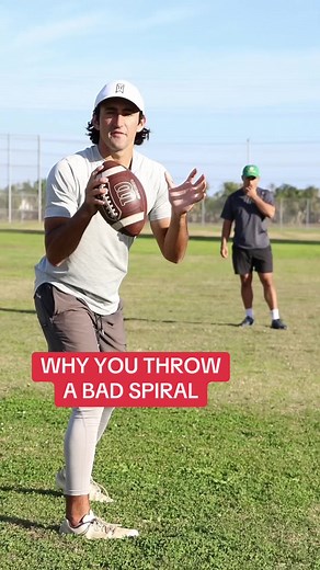 HOW TO THROW A PERFECT SPIRAL #football #foryou #fyp | perfect spiral football