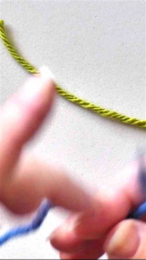 Crochet and knitting - how to join two threads easily, safely, and invisibly with a flat knot