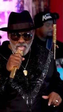 Ronald Isley – “That Lady” | One of the Greatest Funk-Rock Classics Ever 🔥🎸