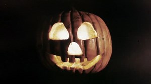 1K views · 31 reactions |  Halloween II - trailer (1981) | Halloween Art | Facebook