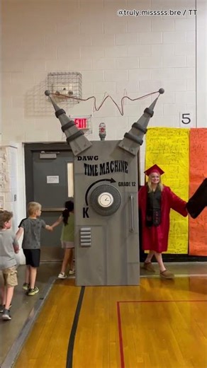 Kids Walk Through Time Machine to Graduation 😲🎓