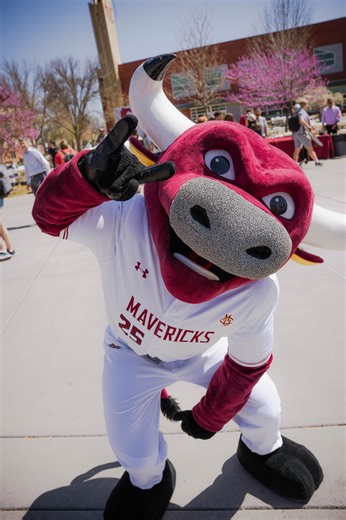 Colorado Mesa University on Instagram: "Not to be dramatic, but… this is your sign to Choose CMU 🤘"