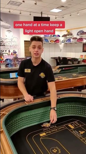 How to shoot Dice on the craps table #craps #casino #lasvegas