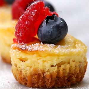 3.1M views · 948 reactions | Lemon Cheesecake Bites  | Tasty UK | Facebook