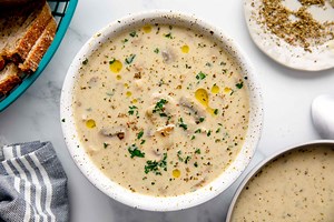 Gobova juha s šampinjoni