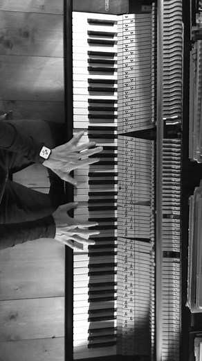 Soothing Piano Music: Yiruma's River Flows In You