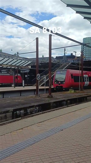 S-Tog | SA 8103 ankommer i København H
