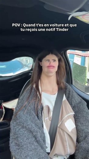 Quand t’es en voiture et que tu reçois une notification Tinder 🤣