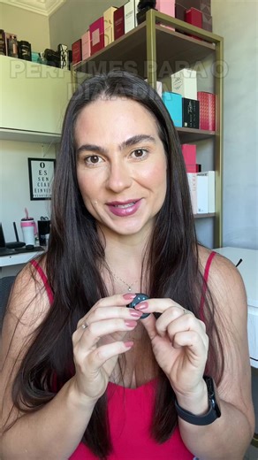 Perfume para o dia a dia precisa ser leve, confortável e elegante. Esses são alguns dos meus favoritos para usar na rotina: ✨ Light Blue ✨ Idôle ✨ Toy 2 ✨ Acqua di Gioia ✨ L’Imperatrice Fragrâncias que deixam sensação de frescor e elegância o dia inteiro. Qual deles você escolheria? 🌐 Disponíveis em decants no site www.dellolfattoperfumaria.com.br #perfume #diaadia #cheirosa#creatorsearchinsights