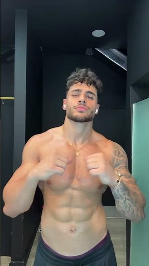 Cute & Muscular Duo Singing and Dancing in Room- Cem Veu #aesthetic #fitness