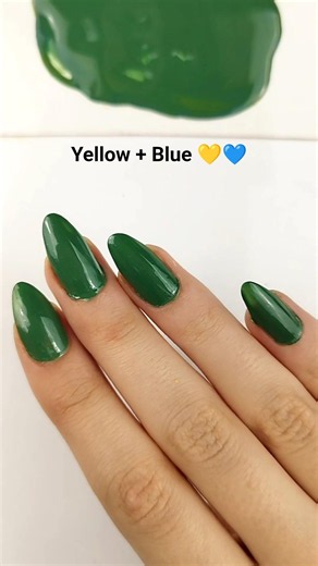 💛 Mixing Yellow & Blue Nail Polish 💙#nailpolish #nails #nailart