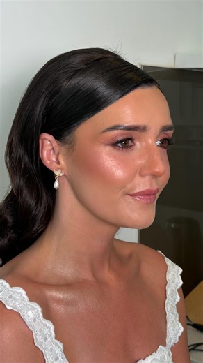 ALEXIS | MELBOURNE MAKEUP ARTIST | A collaborative approach is always the way to go for your Wedding makeup, we will work together to create the PERFECT Bridal look for your... | Instagram