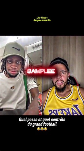 Discussion animée autour du football et des amis