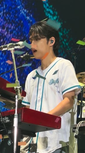 @pil.director | 260118 The decade in hong komg 더디케이드 홍콩 Free하게 #day6 #원필 #wonpil | Instagram
