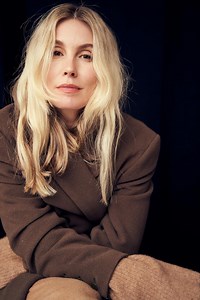 Sarah Carter | Actress, Producer, Director