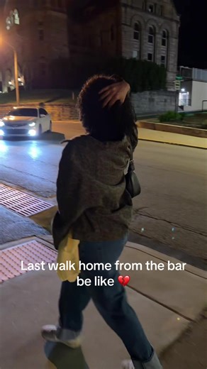Wdym we can’t walk back to our college apartment after this week 💔💔🎓
