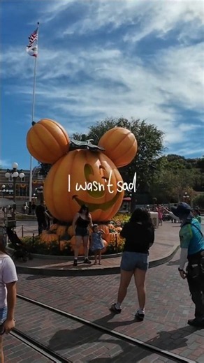 The Cure for Everything: Halloween Time at Disneyland! 🎃