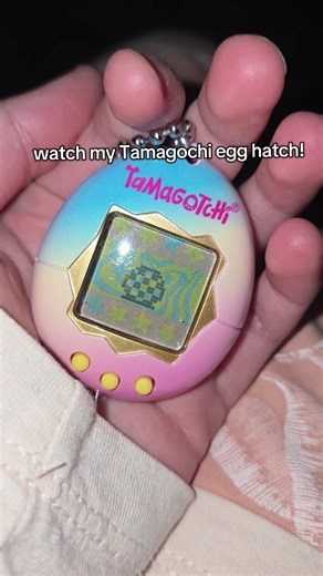 New tamagochi egg!!! @Tamagotchi #fyp #tamagochi #long #illit #notcuteanymore