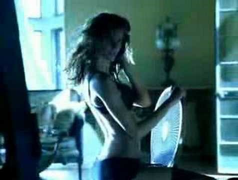 Victoria's Secret Holiday 2003 Commercial