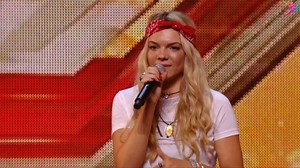 Soul singer Louisa Johnson covers Who’s Loving You | World Best Talent