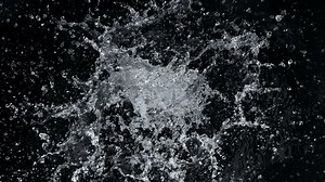 clip-1108667195-super-slow-motion-shot-round-water-splash