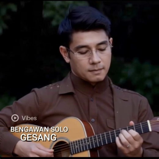 BENGAWAN SOLO • GESANG