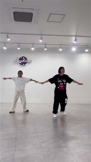 중년몸치탈출3회차댄스 Clumsy Dancer’s Progress Log #노가다 #각종유머 #dance #몸치탈출 #몸치 #댄스 #중년 #중년댄스