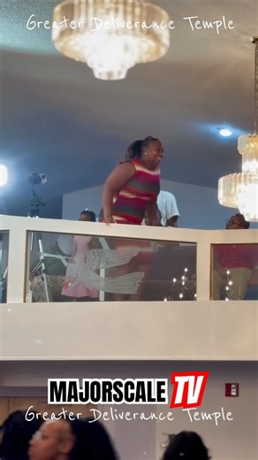 Balcony 💃🏽 praise break #praisebreak ￼