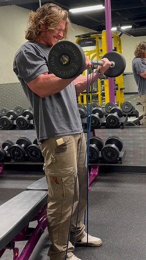 Rate the shirt I help Christian men lose 20lbs in 90 days & build a Bulletproof Mindset 🔥 DM “HONOR” For 1:1 Coaching 📲 ✧Aiming for 20k on YouTube (LINK IN BIO) ✧My Christian Outdoor Company @withdrawoutdoors #bodybuilding #fitness #fitnessmotivation #armday #thrifting #goodwill | Blaine Riley