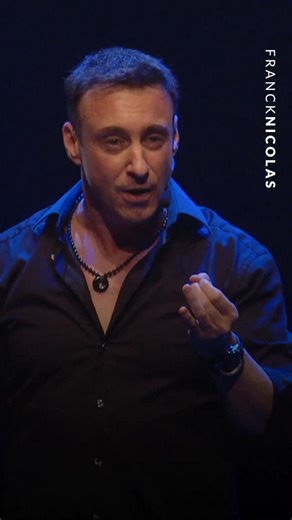 Franck Nicolas on Instagram: "💡Un salarié doit d’abord se vendre et ce, autant qu’un entrepreneur. Les principales croissances que tu auras dans les postes dans une entreprise ou dans ta carrière, c’est parce que tu auras compris que TU es le business. Tu dois te vendre. Tu dois développer ta marque de fabrique. Tu dois te surpasser. Vas-y, c’est le moment, c’est TON moment ! C’est exactement l’esprit du Week-End Spark 🔥 Un événement conçu pour activer ton potentiel, gagner en clarté, renforce