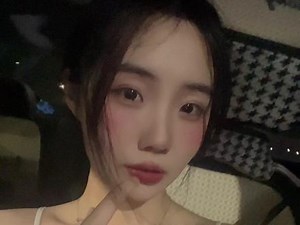 我看你挺会走路的 要不要一起散步