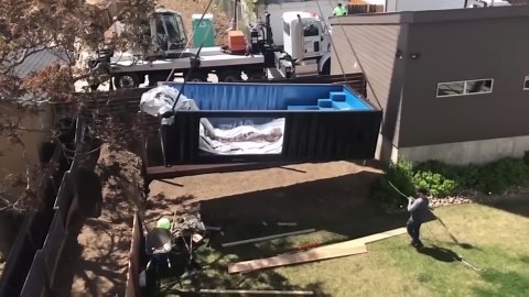 How to build a swimming pool from shipping container