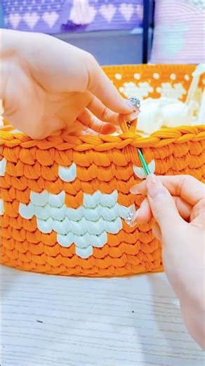 Custom Exquisitely Handcrafted Moses Basket With Patient |Trusted Supplier for Baby Shops Worldwide