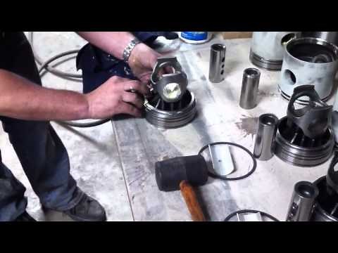 46' hatteras 8v92 piston build