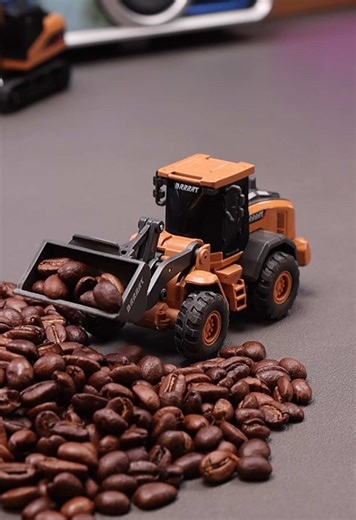 Mini RC Bulldozer: A Must-Have Toy for Enthusiasts