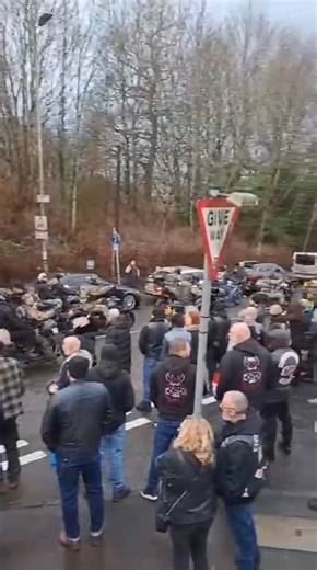 Bikers have gathered for the funeral of a founder member of the oldest 'outlaw' biker clubs in Europe. Lenny 'The Lion' Reynolds, a former president of the Blue Angels Motorcycle Club, passed away earlier this month at the age of 80, with his family announcing his death on social media. His funeral took place today at Alex Black Funeral Care in Drumchapel. Bikers gathered at his home in Dennistoun to accompany the cortege, with many more people seen lined up alongside the road at the funeral hom
