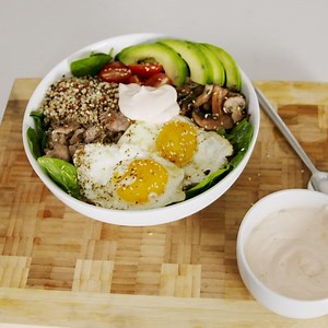 Watch Kevin Curry cook an 1,800 calorie meal, then head to the gym to burn it off. Check back tomorrow for the full episode! cc: Fit Men Cook | Delish