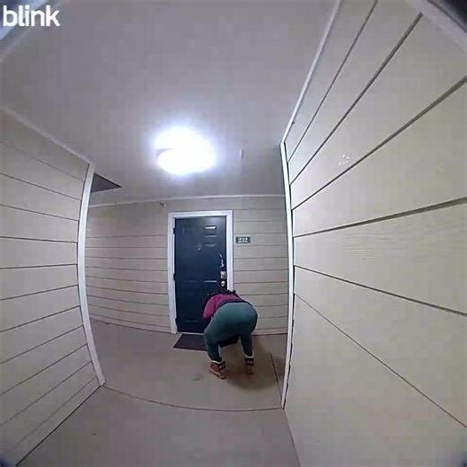 Hilarious Smack Sounds Compilation