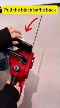 Operation of the safety lock of 12-inch chainsaw(OU12)