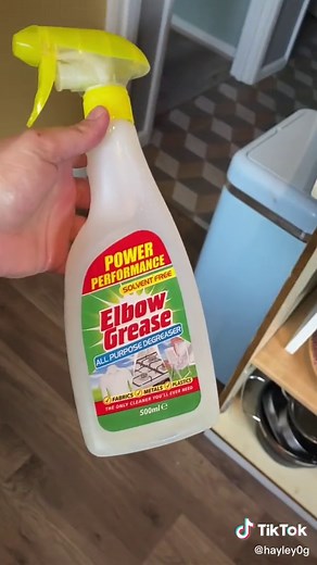 Kitchen upcycle part 1 #kitchen #kitchenupgrade #upcycle #kitchenbefore #part1 #homerenovation #kitchenrenovation #kitchenupdate #upcycling #painting #decorating #before #beforeandafter #fyp