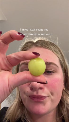 Crunchy Grapes: The Ultimate ASMR Experience
