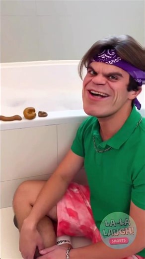 WHAT🤮 !? POOP IN MY BATH PRANK !?😭💩🧼 #prank #bath #poop #funny #hack