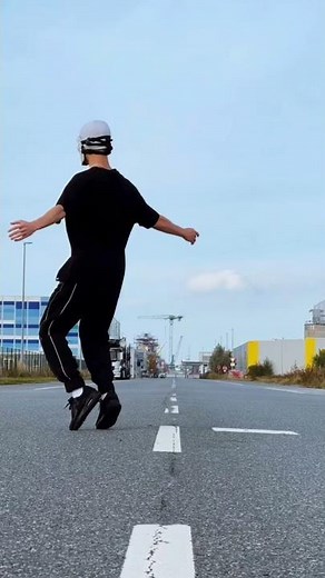 invisible box reverse 📦🔄 - #avemoves dance video