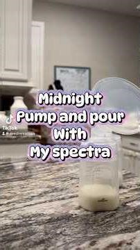 Midnight pump and pour - #breastmilk #breastfeeding #pumping