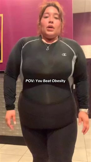 Emily Blunt | Weight loss Coach on Instagram: "I’ve lost over 29kg with one simple method that has transformed my life forever🥲. If you're trying to lose weight or fat and feel like giving up, leave a comment with “Fit” and I'll coach you to drop up to 2kg every week. Before commenting “Fit”, make sure you're following me, else Instagram won't let me DM you 🫡🎁. I tried every diet imaginable, punishing myself with endless intermittent fasting and juicing regimens, but none of them worked for m